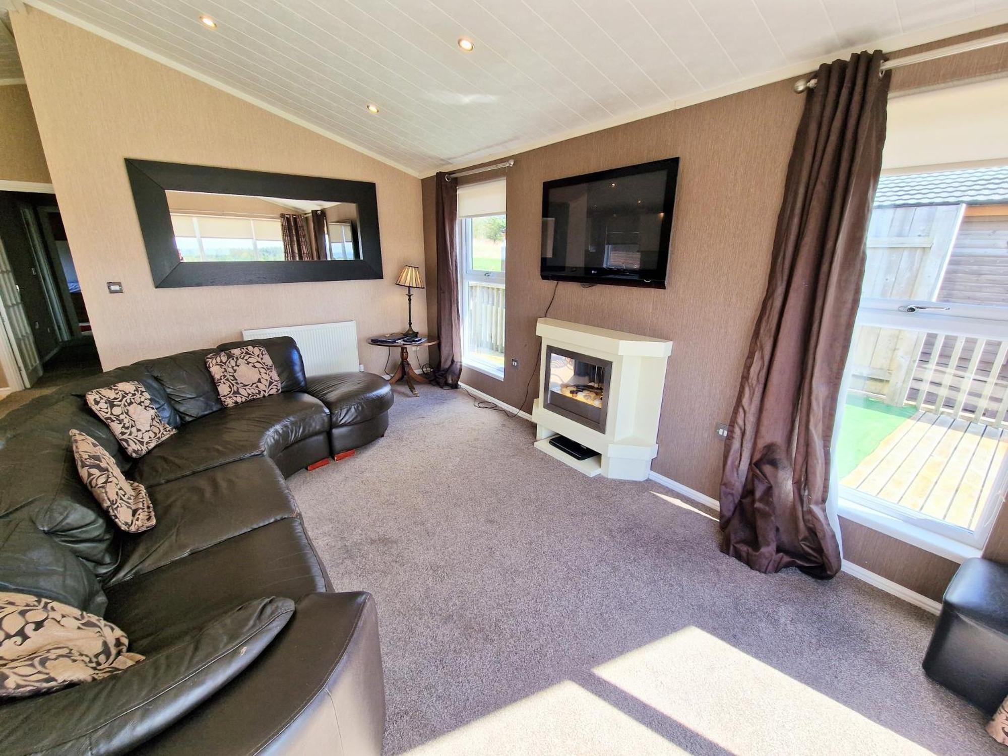Benarty 11 With Private Hot Tub - Fife - Loch Leven - Lomond Hills - Pet Friendly Βίλα Kelty Εξωτερικό φωτογραφία