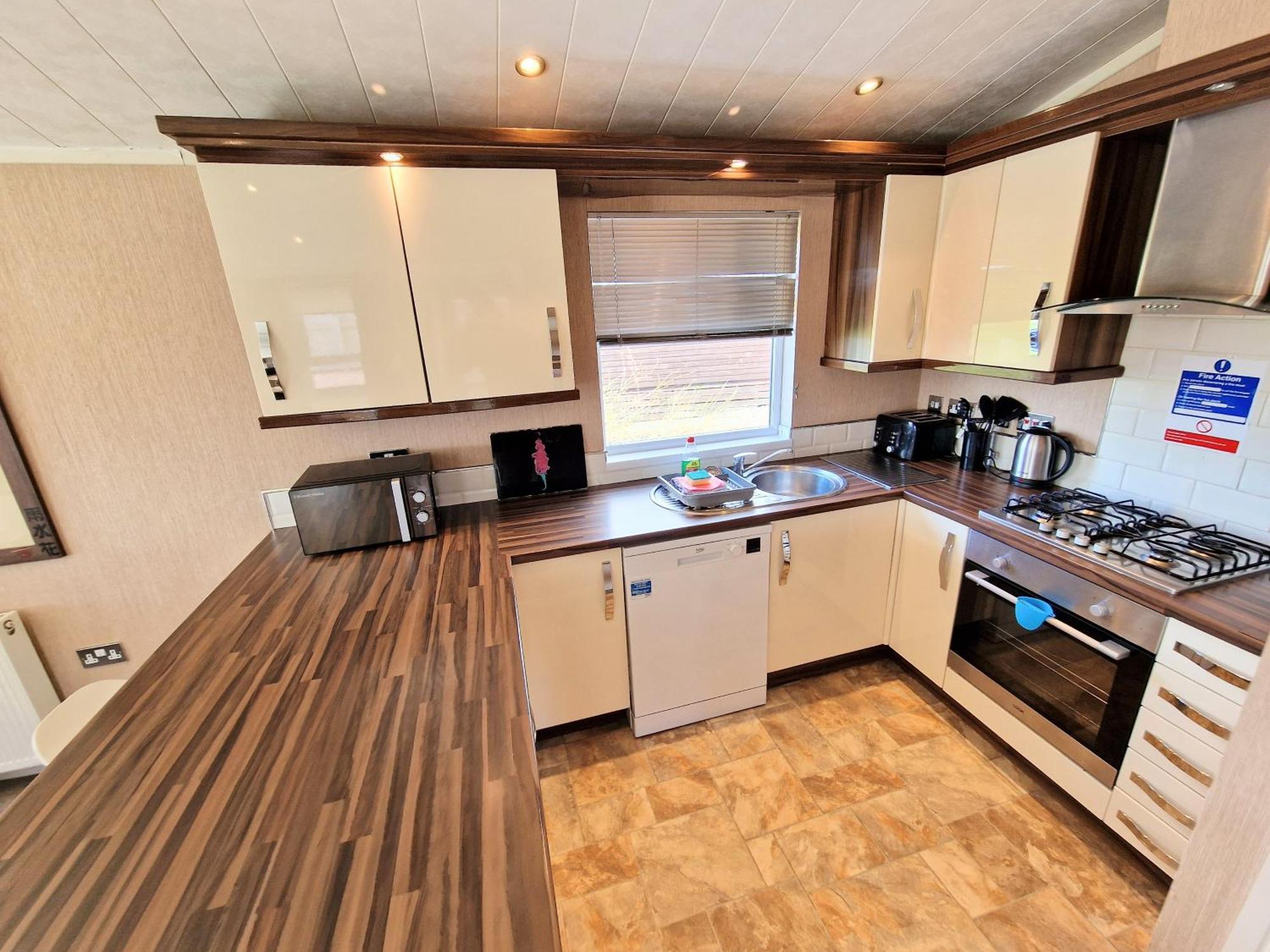 Benarty 11 With Private Hot Tub - Fife - Loch Leven - Lomond Hills - Pet Friendly Βίλα Kelty Εξωτερικό φωτογραφία