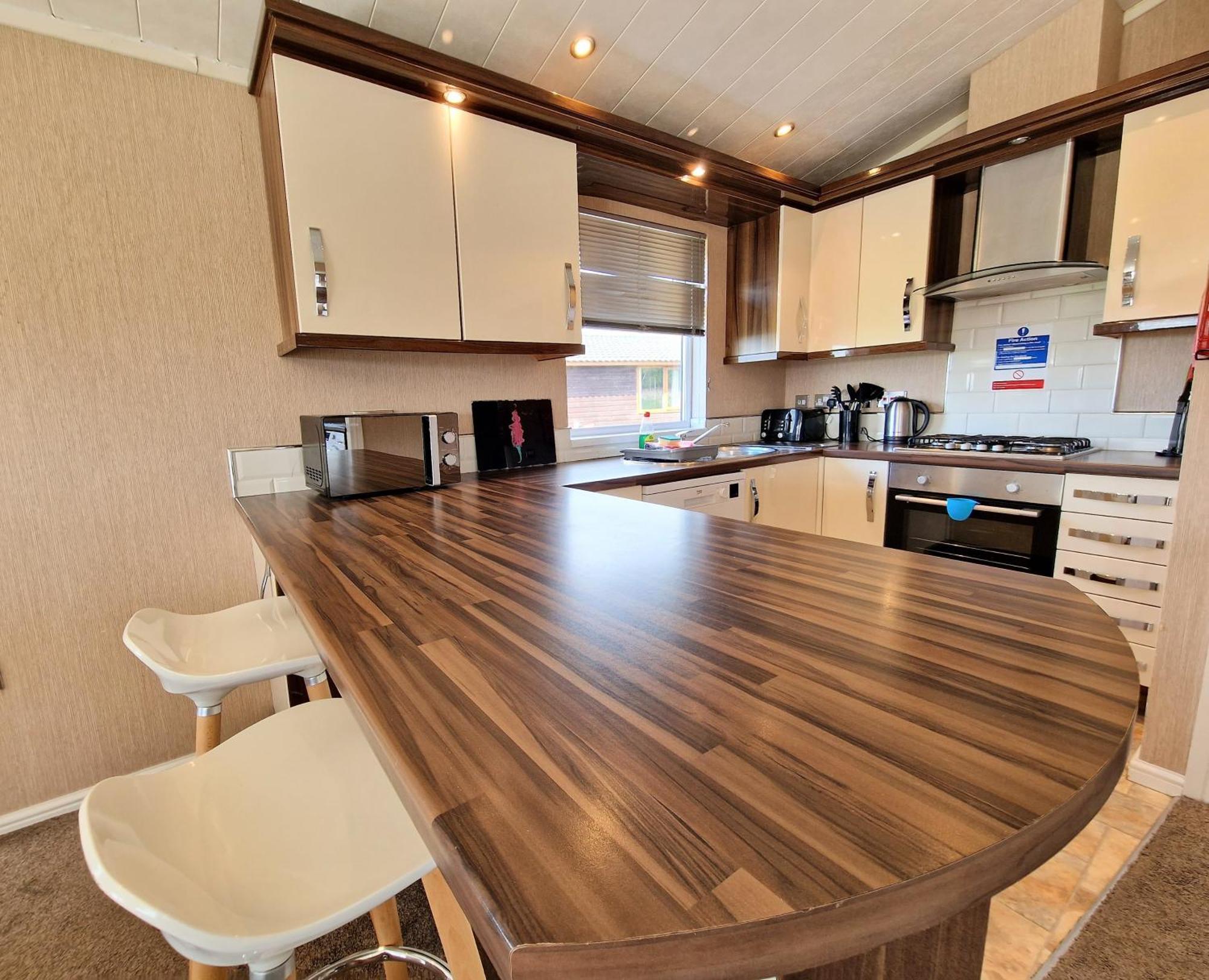 Benarty 11 With Private Hot Tub - Fife - Loch Leven - Lomond Hills - Pet Friendly Βίλα Kelty Εξωτερικό φωτογραφία